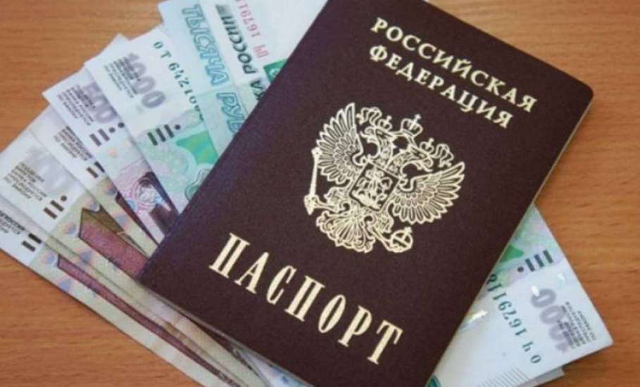 Сотрудники полиции раскрыли кражу паспорта и 10000 рублей