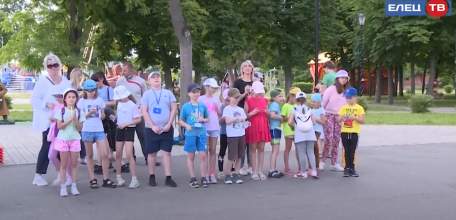 Знатоки ПДД: в детском парке имени Бориса Лесюка прошёл квест по правилам дорожной безопасности