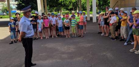 В пришкольном лагере СШ №10 проведен единый день безопасности дорожного движения «Мы выбираем жизнь!»