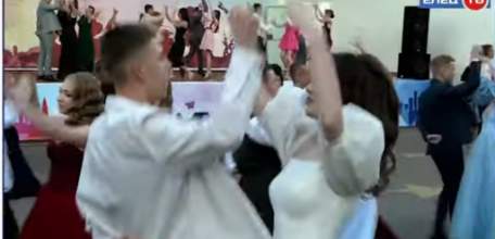 До свидания школа: в Городском парке прошёл выпускной бал