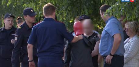 Следственный эксперимент: на месте трагедии подозреваемый в убийстве 17-летней девушки подтверждал признательные показания