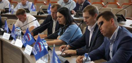 Увеличение соцконтракта до 350 тысяч рублей одобрено парламентом Липецкой области