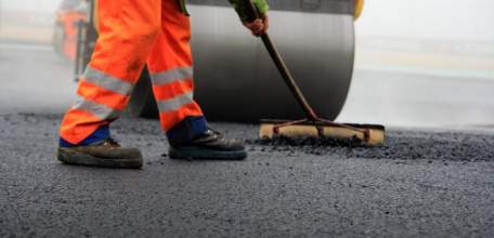 После вмешательства прокуратуры муниципальный заказчик предъявил подрядной организации, не исполнившей свои обязательства, претензию на сумму более 3,8 млн рублей