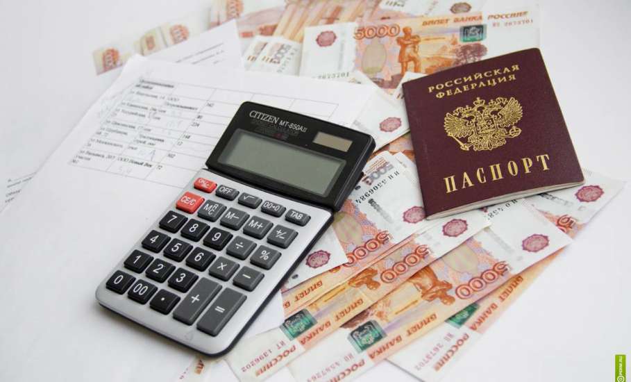 В Ельце мужчину обманули мошенники на 198 000 рублей