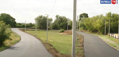 По дорожкам не ходить: на лыжероллерной трассе идет укладка второго слоя асфальта