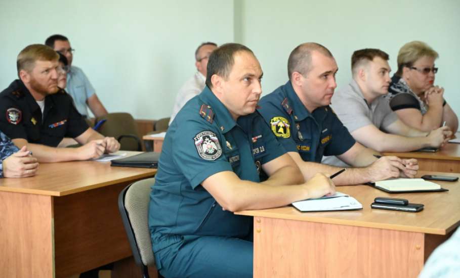В администрации Ельца состоялось заседание городской антитеррористической комиссии