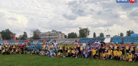 8 команд и один победитель: в Ельце прошёл «Летний кубок по футболу»