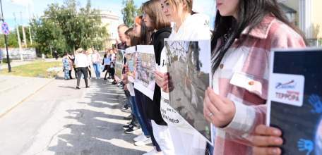 В Ельце прошёл митинг ко Дню солидарности в борьбе с терроризмом