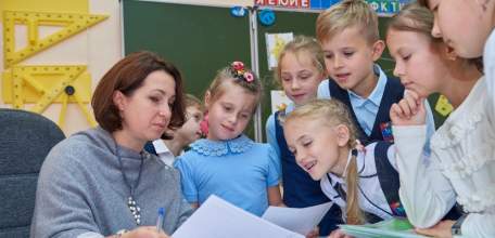 Советники по воспитательной работе появились в более чем 200 школах региона