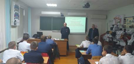 Акция ГИБДД «Внимание дети!» в Елецком лицее сферы бытовых услуг