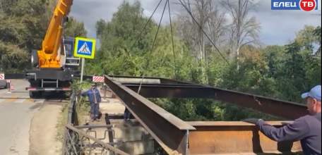 Больше не аварийный: в районе Петровского парка отремонтировали пешеходный мост