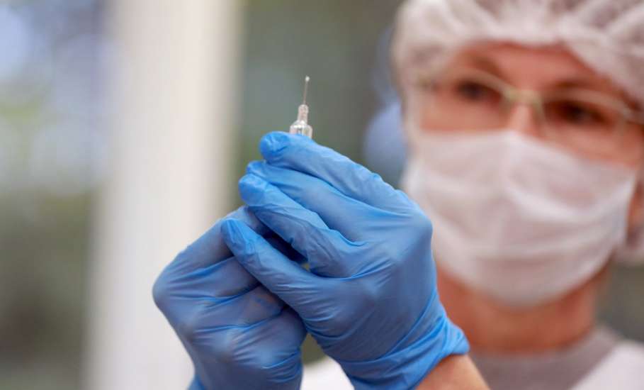 Липецкая область получила больше 240 тысяч доз вакцины от гриппа