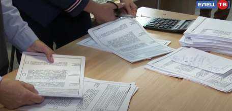 В 20 часов завершилось голосование и участковые избирательные комиссии начали подведение итогов