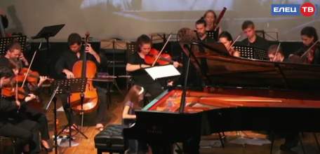 Выступила вместе с камерным оркестром: сбылась мечта юной пианистки Марты Исаевой