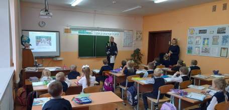 В Елецком районе сотрудники ГИБДД  проводят уроки безопасности  для первоклассников
