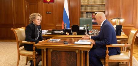 Валентина Матвиенко и Игорь Артамонов обсудили развитие Липецкой области в условиях санкций