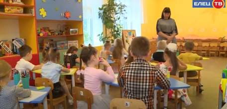 Вторая мама: воспитатели и дошкольные работники отмечают свой профессиональный праздник