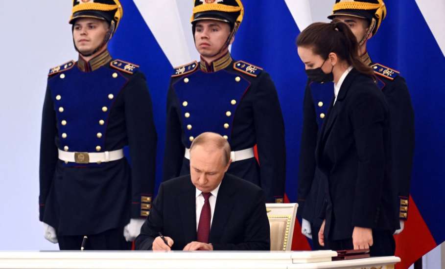 Подписаны договоры о принятии в состав России ДНР, ЛНР, Запорожской и Херсонской областей