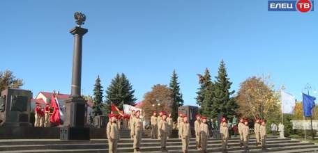 Ельчане отметили 15-летие со дня присвоения Ельцу почётного звания город воинской славы