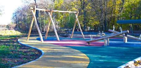 В Ельце продолжается благоустройство лыже-роллерной базы