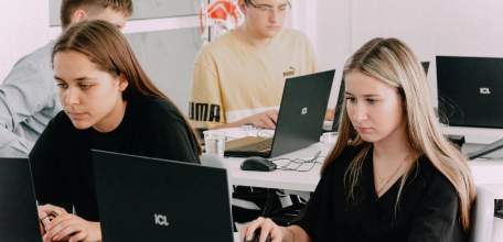 В центре поддержки одаренных детей «Стратегия» стартовала проектная сессия для обучающихся гимназии №11 г. Ельца