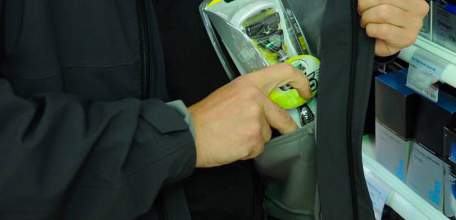 В прошедшие сутки раскрыта кража из магазина г. Ельца