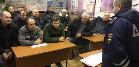 ОГИБДД  в трудовом коллективе Елецкой АК/3 филиала ООО «ЮКОН альянс» провели профилактическую беседу