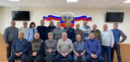 В Ельце почтили память погибших сотрудников органов внутренних дел