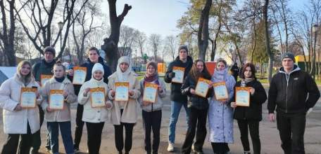 В рамках круглогодичной дворовой спартакиады «Добрыня» в Детском парке прошли соревнования по русским городкам