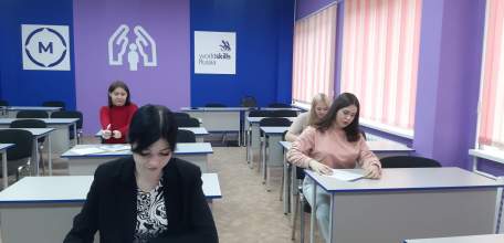 Студенты СПО ЕГУ им. И.А. Бунина проверили знания правил дорожного движения