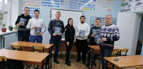 В Ельце проходит региональный фестиваль по безопасности дорожного движения «Живи по Правилам!»