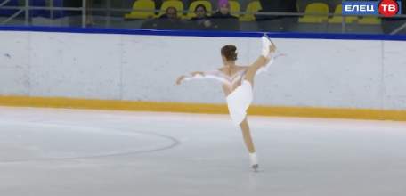 «Елецкие кружева» на льду: в Ельце прошло открытое первенство города по фигурному катанию