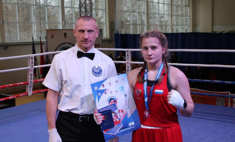 Ельчанка успешно выступила на Всероссийских соревнованиях по боксу "Олимпийские надежды"