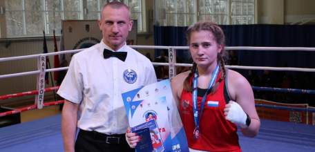 Ельчанка успешно выступила на Всероссийских соревнованиях по боксу "Олимпийские надежды"