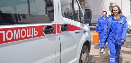 Липецкая область получит новые машины скорой помощи и школьные автобусы