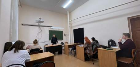 В образовательных учреждениях Ельца продолжаются профилактические мероприятия ГИБДД "Внимание каникулы!"