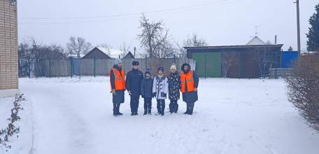 Сотрудники ГИБДД продолжают проводить профилактические занятия в образовательных учреждениях Ельца в рамках мероприятия «Внимание – каникулы!»
