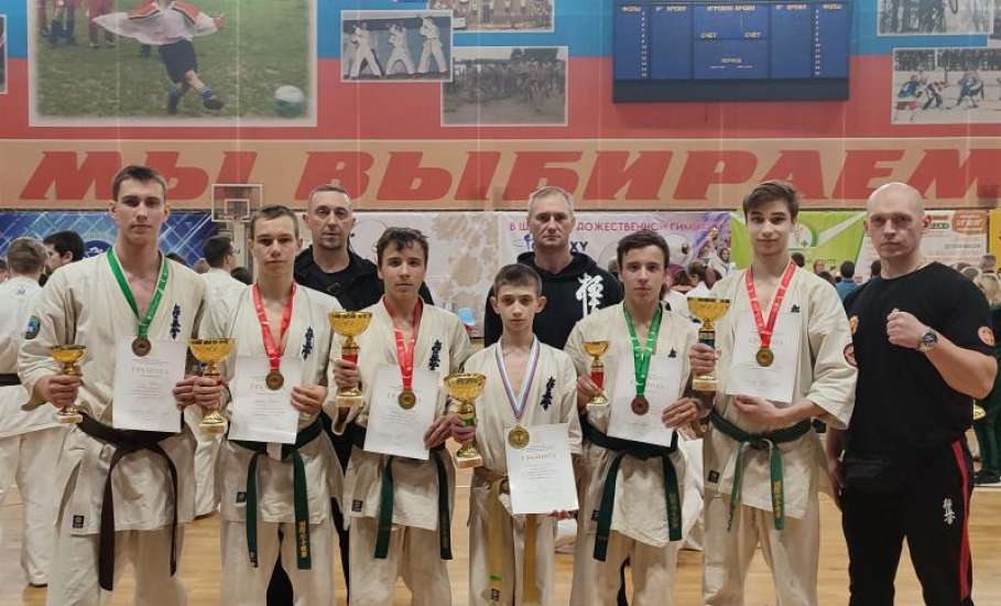 Елецкие спортсмены завоевали медали первенства Московской области по киокусинкай