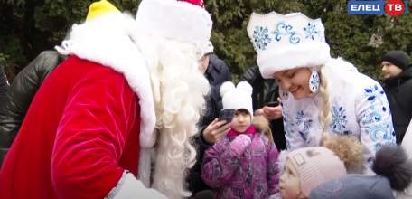 Депутат горсовета организовал праздник для юных ельчан и их родителей