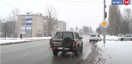 Вниманию автолюбителей: на перекрёстке Спутников - Коммунаров поменялся знак приоритетности