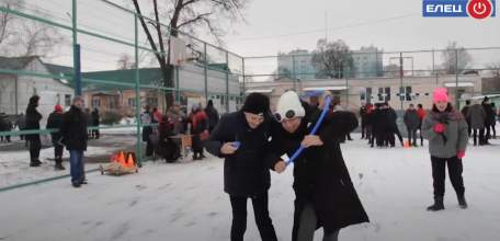 В рождественские святки: в школе № 19 для учеников провели большие крещенские забавы