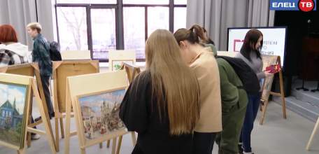 В библиотеке имени Салтыкова-Щедрина открылась выставка творческих работ елецких студентов