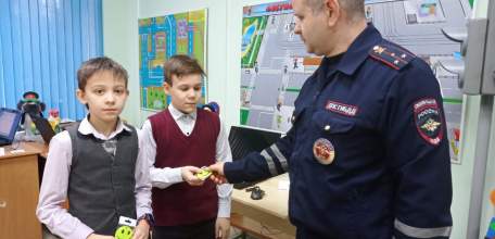 В Ельце на базе Лицея №5 состоялась олимпиада школьников «Дорожная азбука»