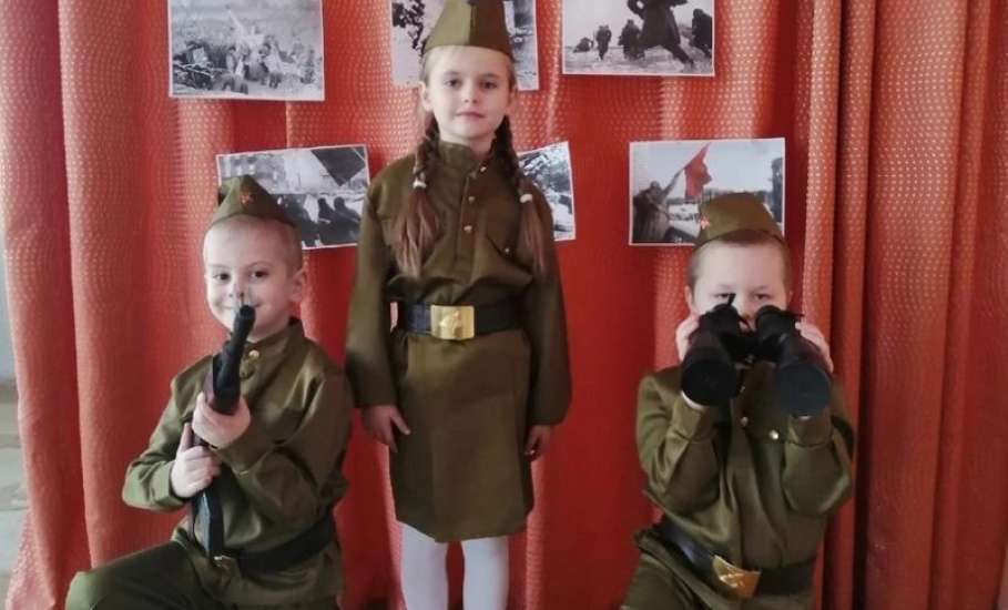 В преддверии 80-летия победы в Сталинградской битве в образовательных организациях прошли тематические мероприятия