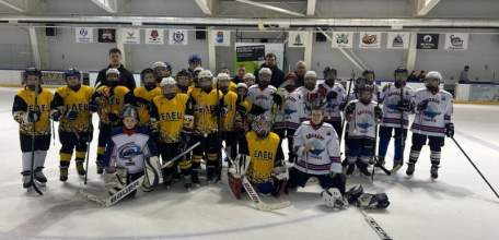 Елецкие хоккеисты одержали победу на региональном этапе «Золотой шайбы»