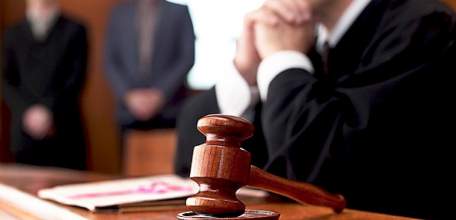 За многократное игнорирование правил поведения в суде будет грозить арест