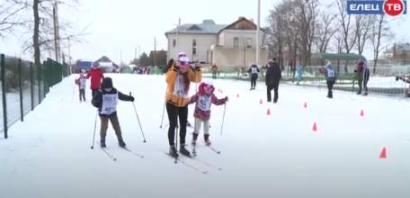 «Лыжня России -2023»: ельчане вышли на старт Всероссийской массовой гонки