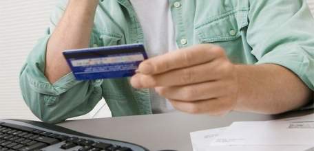 Мошенники за выходные лишили ельчан более 1 миллиона рублей