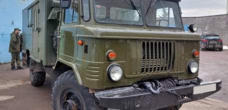 Три автомобиля и несколько тонн гумпомощи ельчане отправили землякам в зону СВО