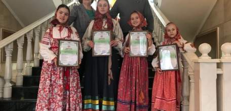 Поздравляем солистов ансамбля русской песни «Лучинушка» МБУДО «Детская школа искусств № 3 г. Ельца»